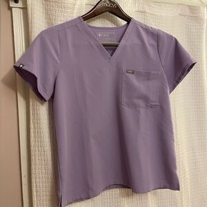 Figs Lavender Dew Catarina Top